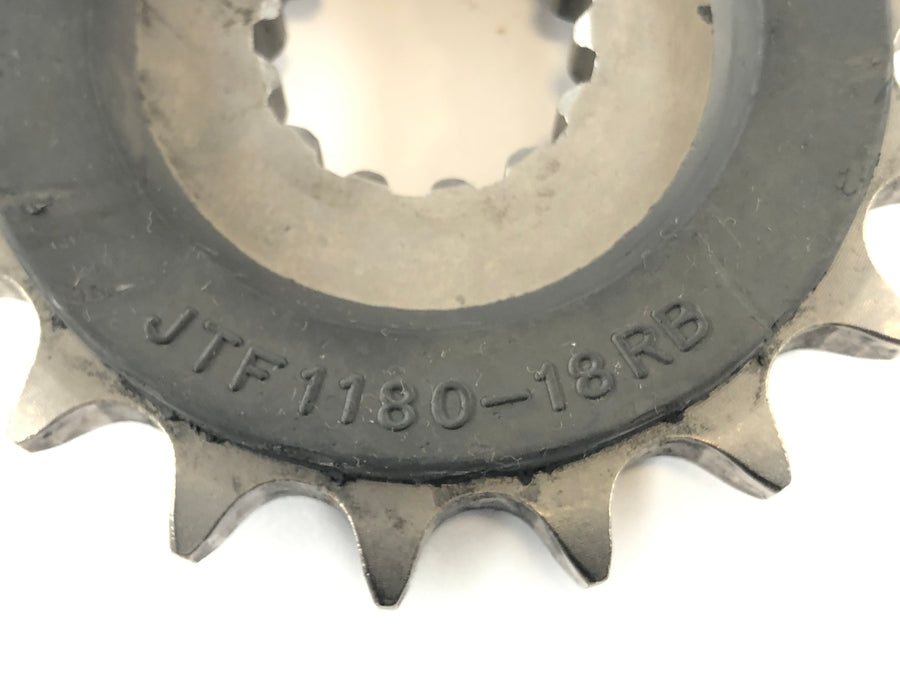 Triumph Speed ​​Triple 1050 515NJ [2006] - Drive Pinion med kjedehjul og kjedehjulinntak