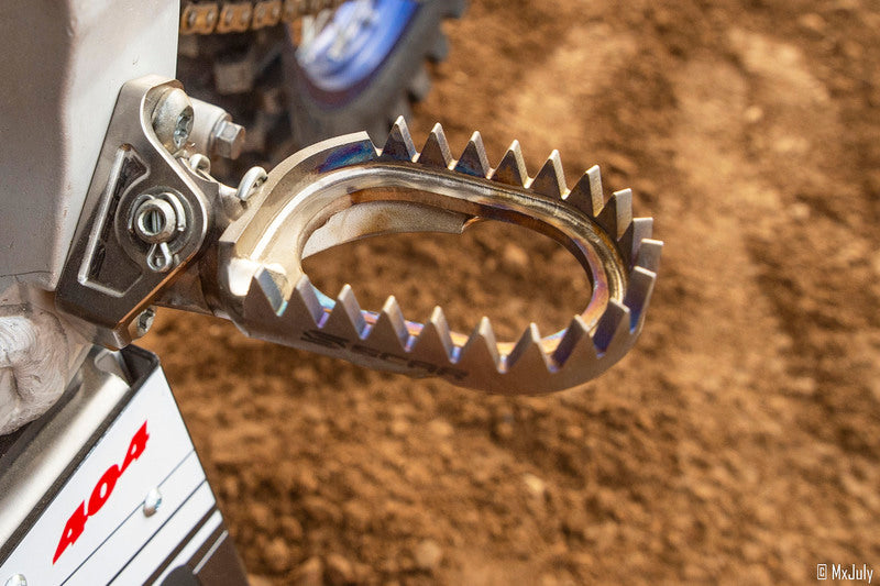 Yamaha Yz 450 [SCAR] - Titanium fotstøtter, selvrensende