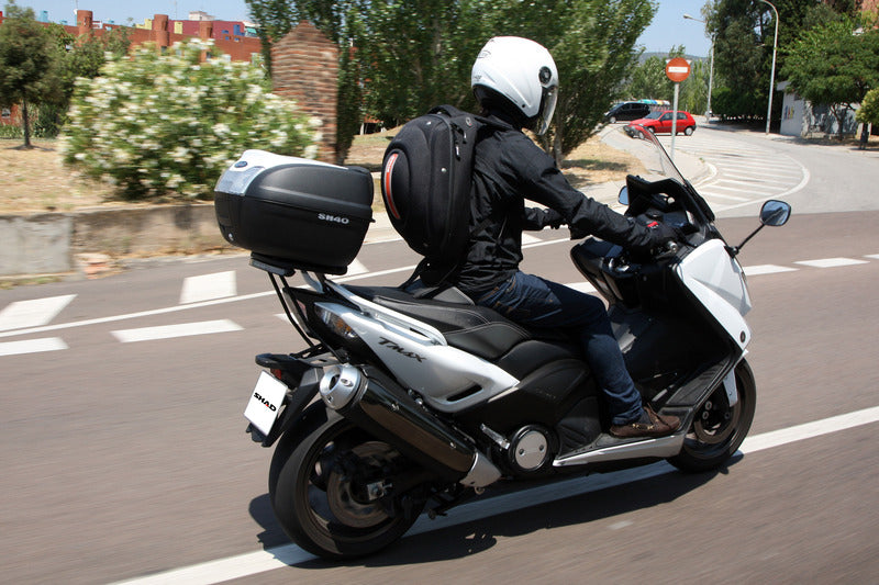 Kymco Ak 550 [SHAD] - SH40 toppkoffert sort 3kg 40L