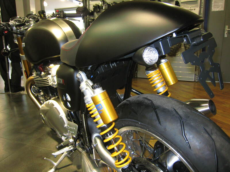 Triumph Thruxton 1200 [ACCESS DESIGN] - nummerskiltholder hjulbue svart Triumph Thruxton 1200