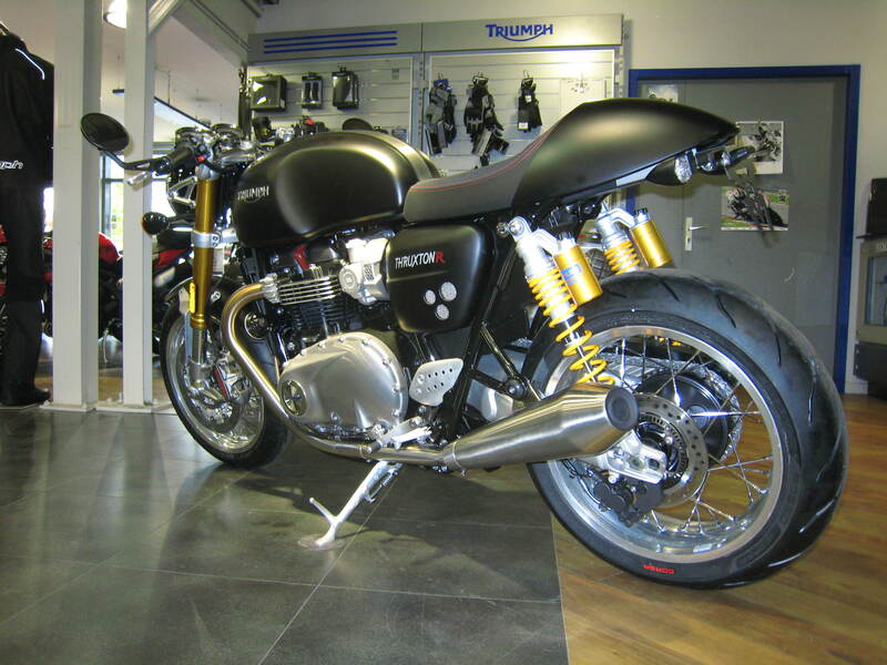 Triumph Thruxton 1200 [ACCESS DESIGN] - nummerskiltholder hjulbue svart Triumph Thruxton 1200