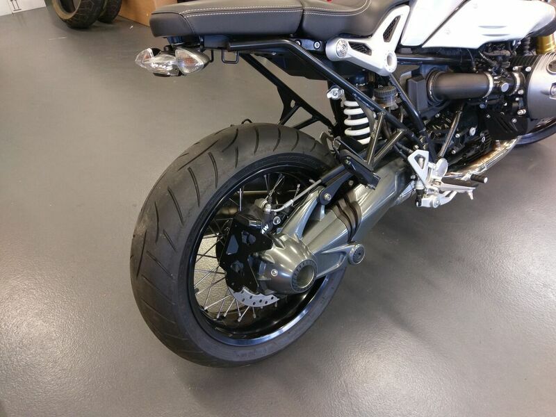 Bmw R Ninet Racer [ACCESS DESIGN] - setebunn svart BMW R Nine T1200
