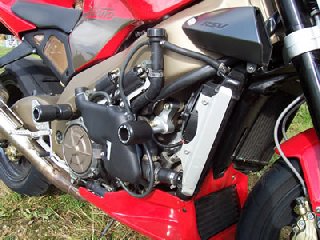 APRILIA TUONO 1000 [2003-2005] - Aero crash pads svart Aprilia Tuono 1000