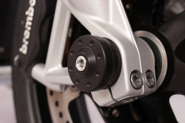 Ducati Scrambler 800 [GILLES] - GTA gaffel- og svingarmbeskyttelse (hjulaksel) svart Ducati Ducati Scramber 800 - 0