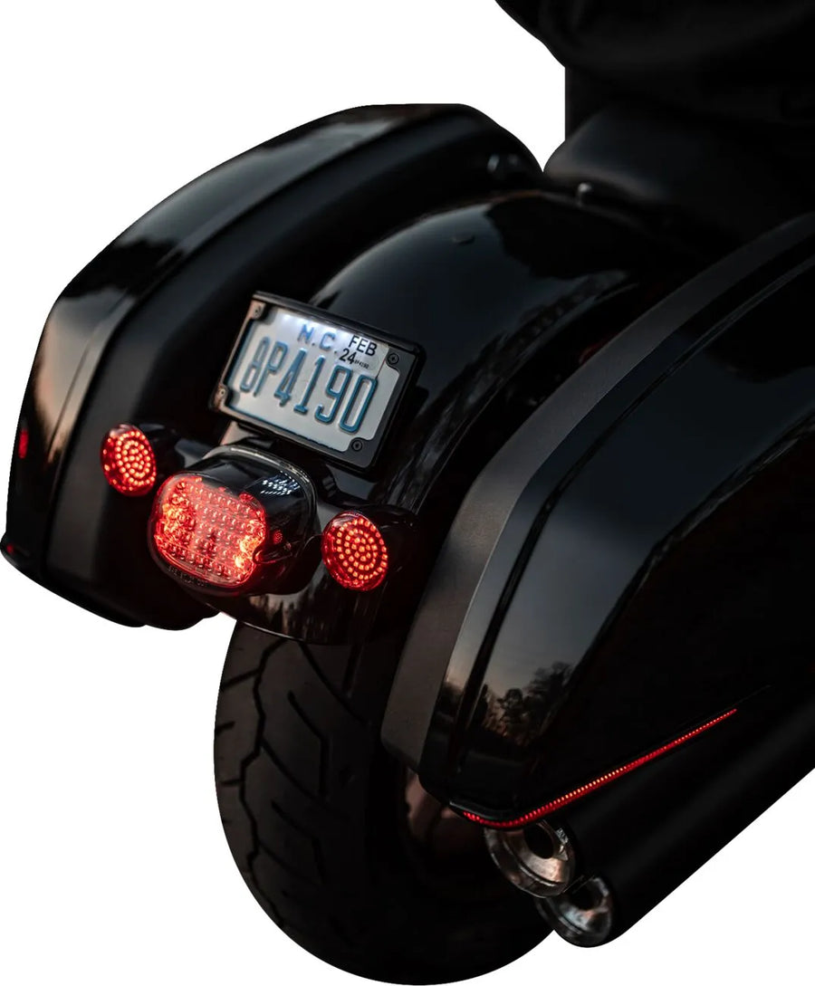 harley davidson fxlrst [CUSTOM DYNAMICS] – LED-salveskelys