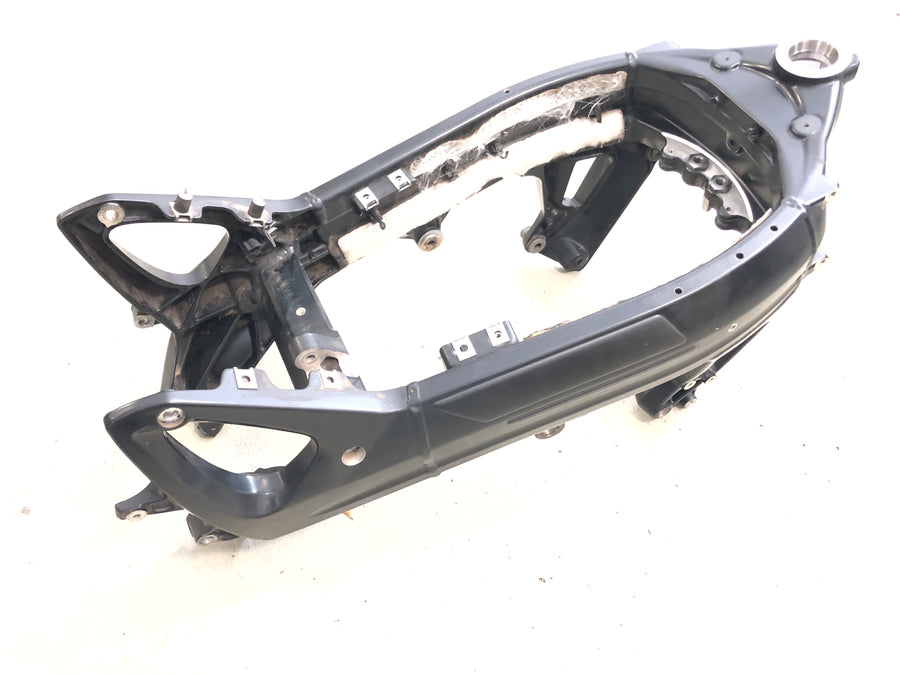 BMW F 800 ST [2006] - Ramme med papirulykke - Free