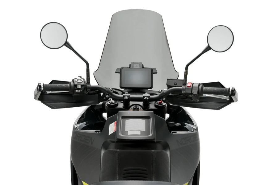 HUSQVARNA NORDEN 901 EXPEDITION [2025] – turskjerm – sterkt tonet