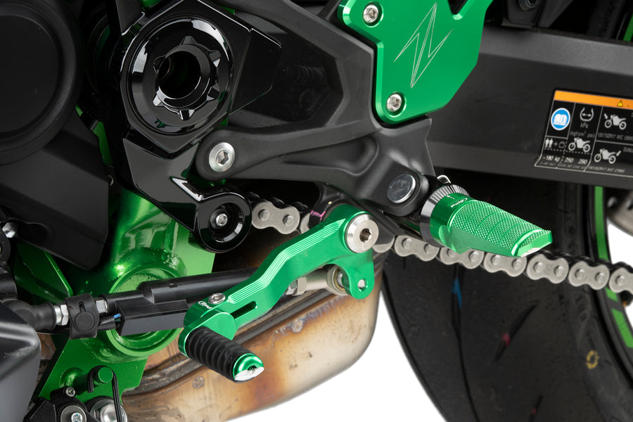 KAWASAKI Z 900 SE [2025] – Touring Screen – Svart