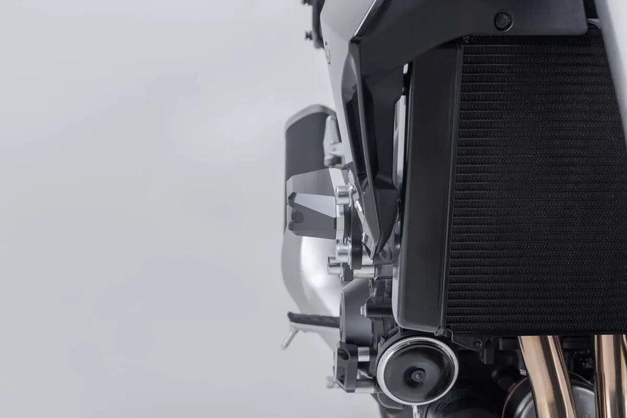 honda cb 1000 [SW-MOTECH] – rammeslipesett