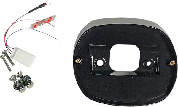 Harley Davidson Sportster [CUSTOM DYNAMICS] – ProBEAM® Integrerte flate LED-baklykter med ekstra indikatorer