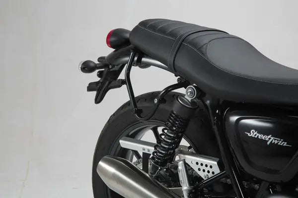 Triumph Street Cup 900 [2020] - Legend Gear LC1 Seitentaschen-System Black Edition – Bild 4
