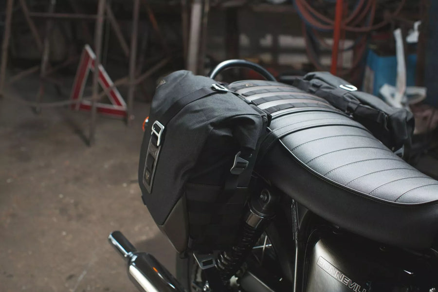 Moto Guzzi V7 Special [SW-Motech] -Legend Side Pocket System LC