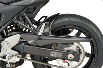 TRIUMPH BONNEVILLE T 120 BLACK [2025] - Bakhjulsdeksel | Karbonlook | PUIG 5019C