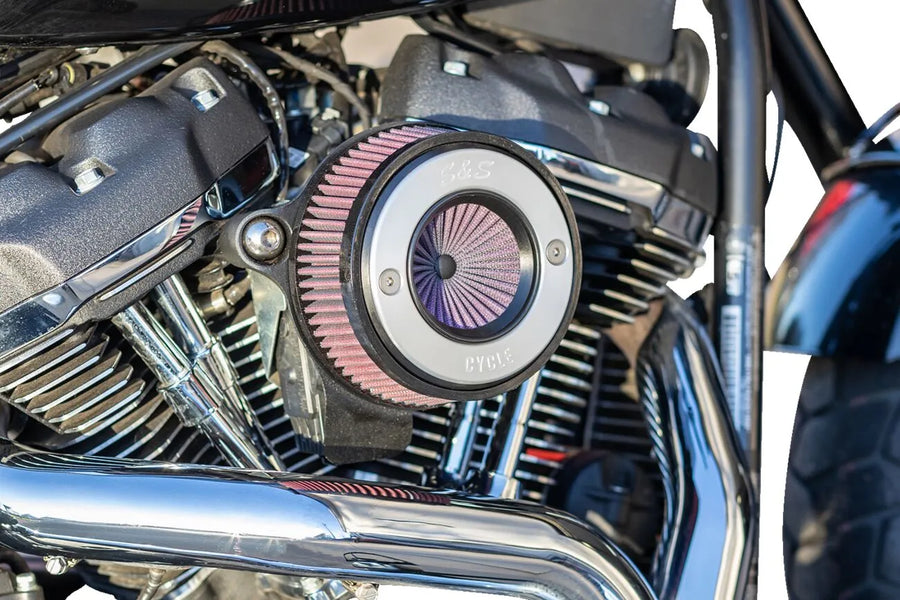 Harley-Davidson FLHTCUTG 1868 Tri Glide Ultra 114 [2023] - Air Stinger Stealth Luftfiltersatz – Oberfläche: Schwarz, Verchromt – Bild 5