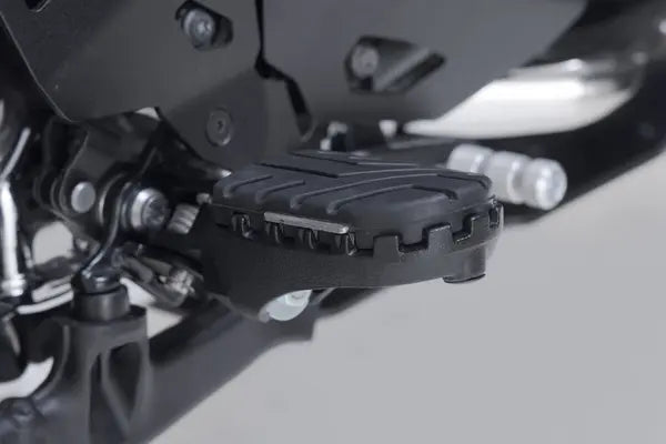 CFMOTO 800 MT-X [2025-2026] - ION Fußrasten-Kit, Ausführung FRS.10.011.10000/B – Bild 6
