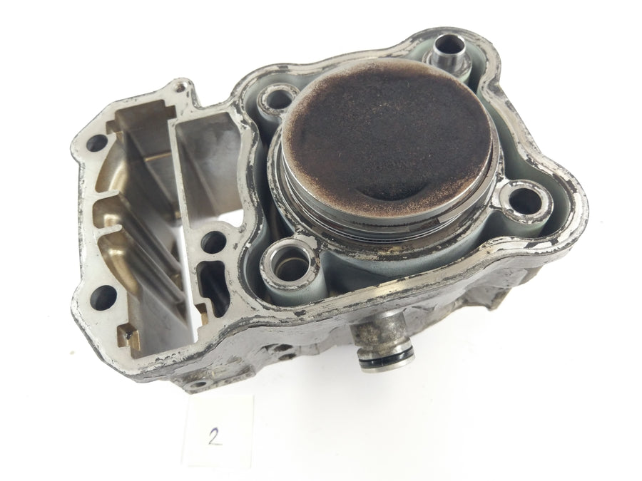 Honda Africa Twin XRV 650 RD03 [1989] - Sylinder med stempel