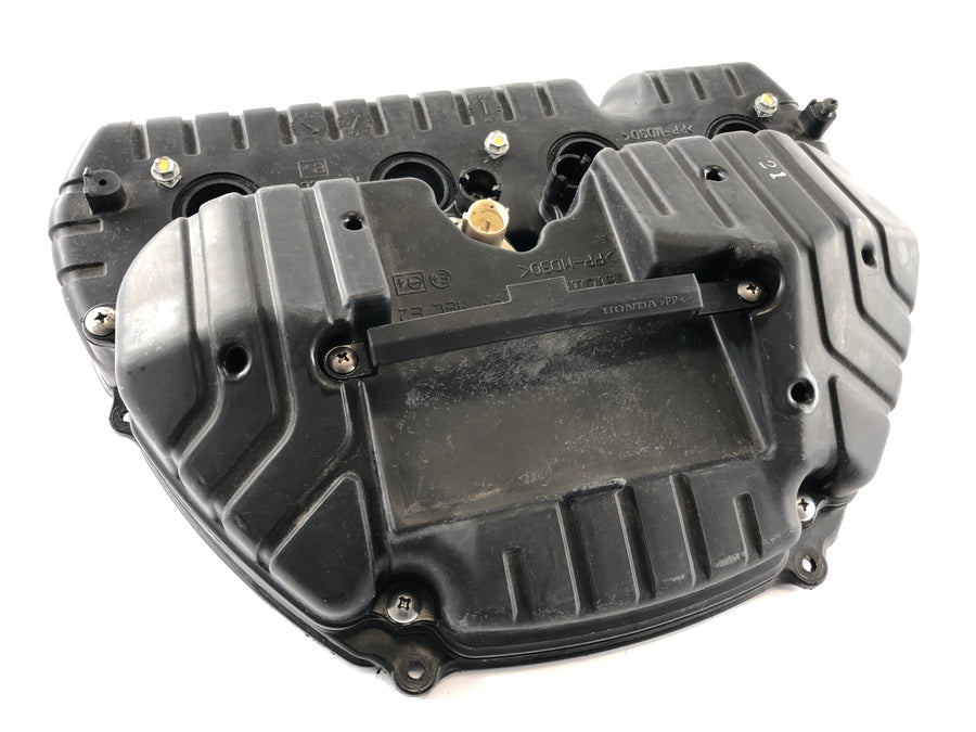 Honda CBR 1000 RR SC57 [2006] - Air Filter Chest Cover