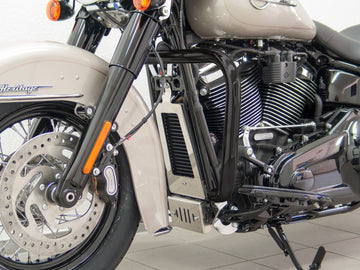Harley Davidson Softail (Milwaukee -iight 107/114) [2018] - beskyttelsesbar, stor versjon laget av 38 mm rør, svart