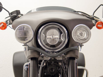 Harley Davidson Softail Sport Glide (Milwaukee -Eight 107/114) [2018] - Lampeholder for ekstra frontlykter, Black