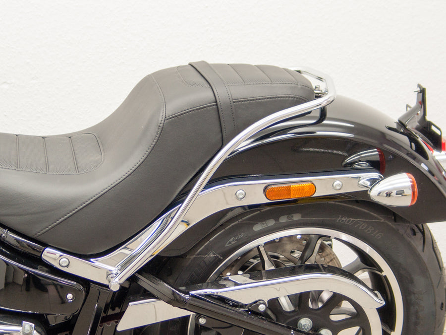 Harley Davidson Softail Low Rider (Milwaukee -Eight 107/114) [2018] - Seat Border