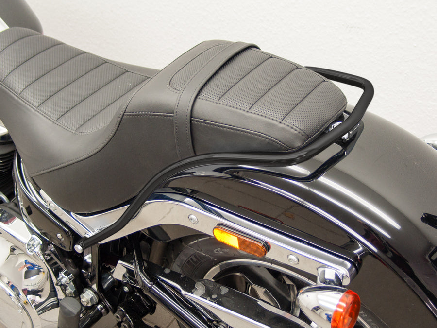 Harley Davidson Softail Low Rider (Milwaukee -Eight 107/114) [2018] - Seat Border, Black