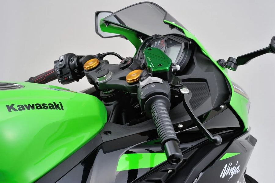 Kawasaki Z 650 [Daytona] - Front Main Cylinder Cap
