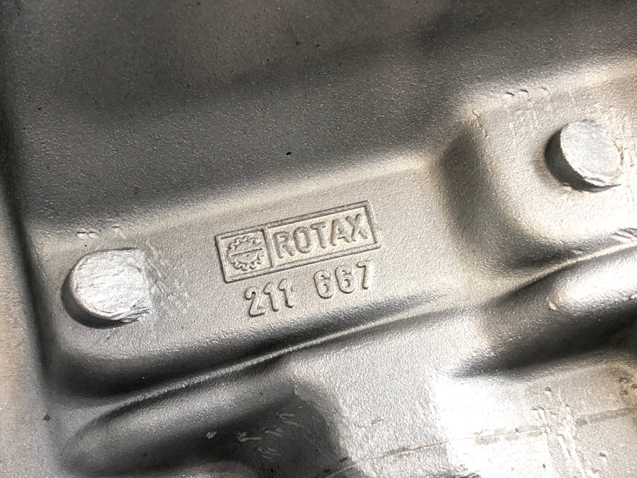 Aprilia Mille RSV 1000 ME [1999] - Ventil lokk av bak sylinder