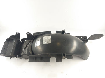 Honda St 1100 SC26 Pan European [1990] - Interiørkledning bakhjulsdeksel - 0