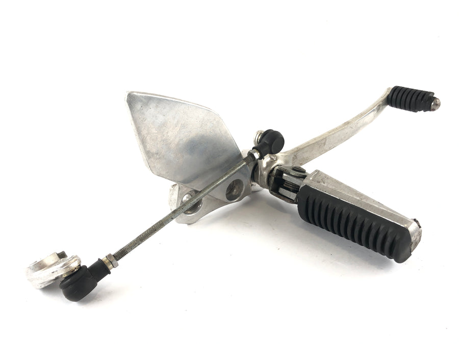 Yamaha XJR 1200 4PU [1995] - Driver FootRest and Switching Pedal Gear Spak
