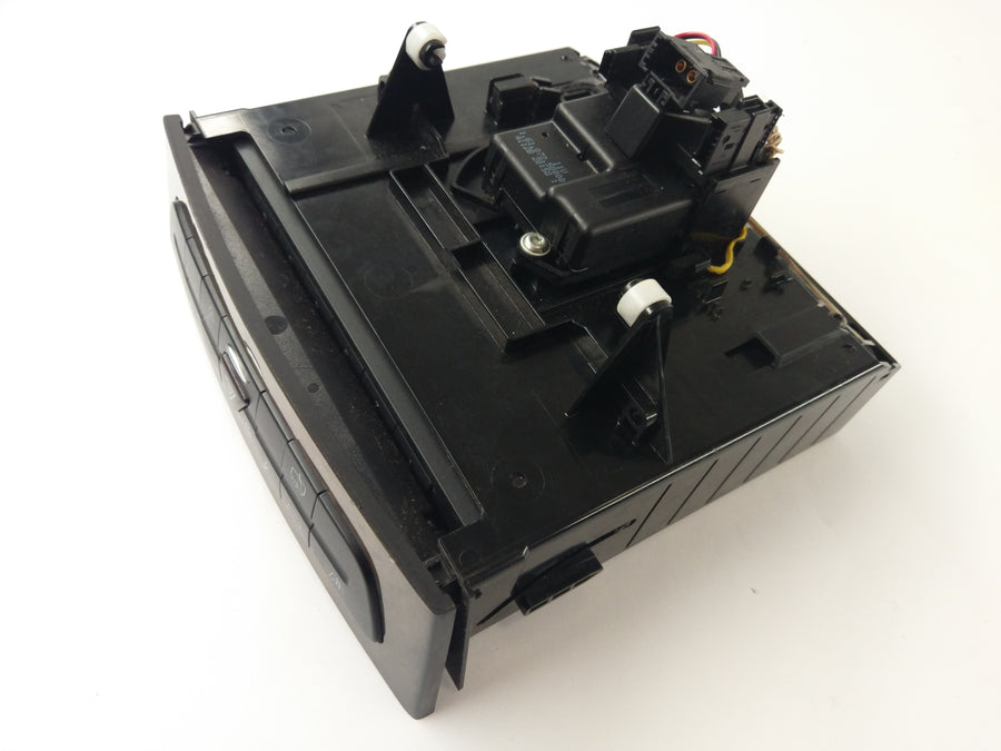 Mercedes Benz E 280 CDI [W211] - CD Player Control Panel Seat Heating