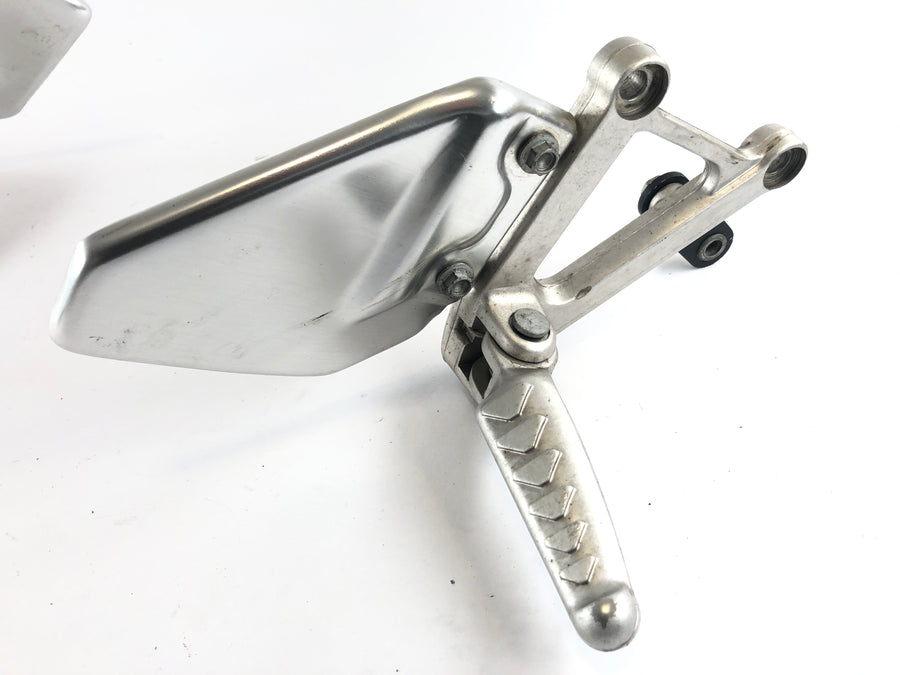 Aprilia Mille RSV 1000 ME [1999] - FootRest Set Driver's Footsts