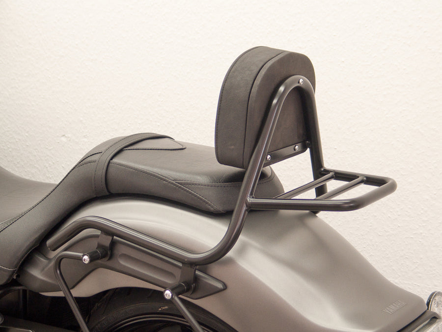 Yamaha XVS 1300 Custom [2014-2016] - Sissy bar laget av rør med puter og bagasjestativ, svart