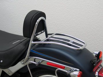 Harley Davidson Softail (Twin Cam 96b) Fat Boy (FLSTF/FLSTFI) 2012-2017 [2012-2017] -Tiver Sissy Bar med puter og bagasjestativ