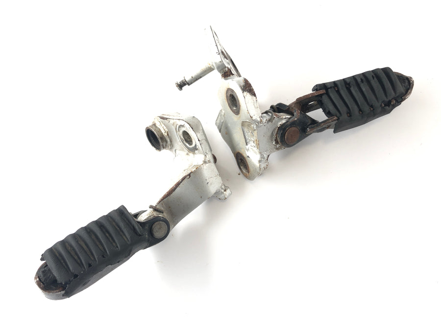 Honda Africa Twin XRV 750 RD07 [1993] - Førstøtter for sjåføren til høyre og venstre