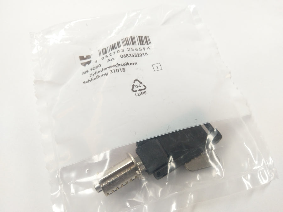 Cylinder Change Core [31018] - Lukking 31018