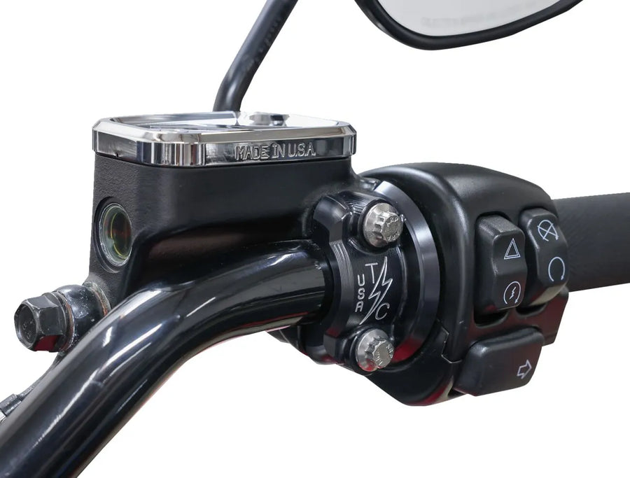 harley davidson sportster s rh 1250 s [THRASHIN SUPPLY CO.] - Speedway dashbordklemme