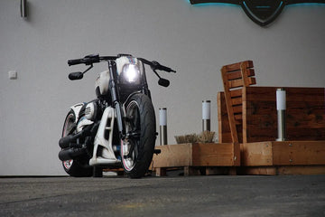 Harley Davidson V-Rod [CULT WERK] – Frontlyskledning - 0