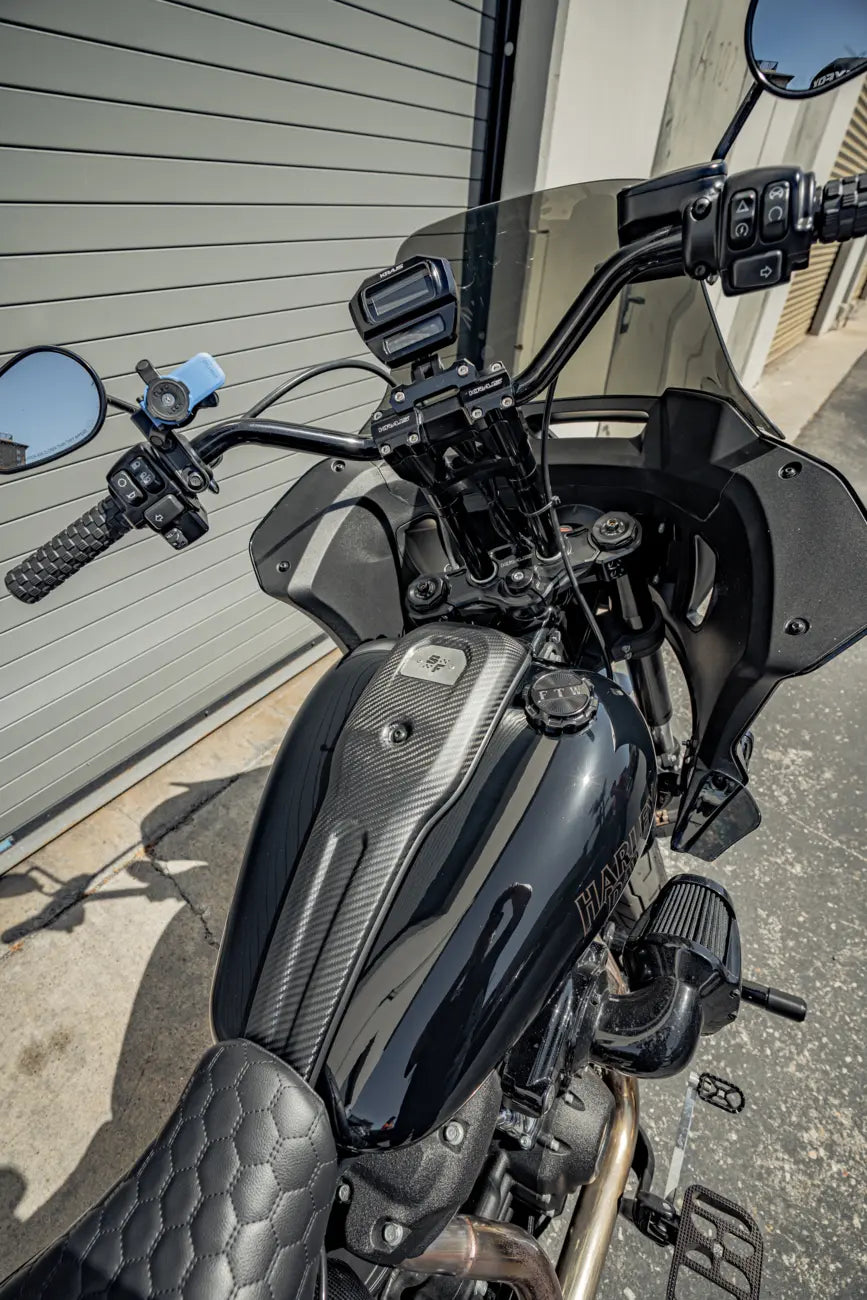 harley davidson fxlrst [SLYFOX] - karbonfiber dashbord