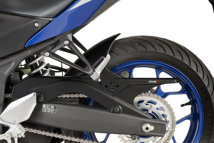 YAMAHA YZF-R3 [2025] - Hinterradabdeckung | Carbon-Optik | PUIG 8558C