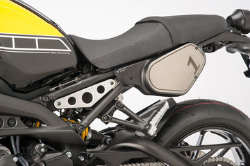 YAMAHA XSR 900 [2019] - Retro sidedeksler | Matt svart | PUIG 8563J