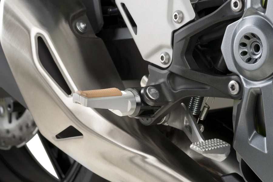 KTM RC 390 [2025] – Vintage fotstøtter – sølv
