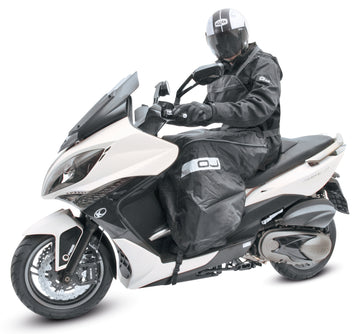 UNIVERSAL UNIVERSAL UNIVERSAL – Maxi scooter bendeksel – Svart