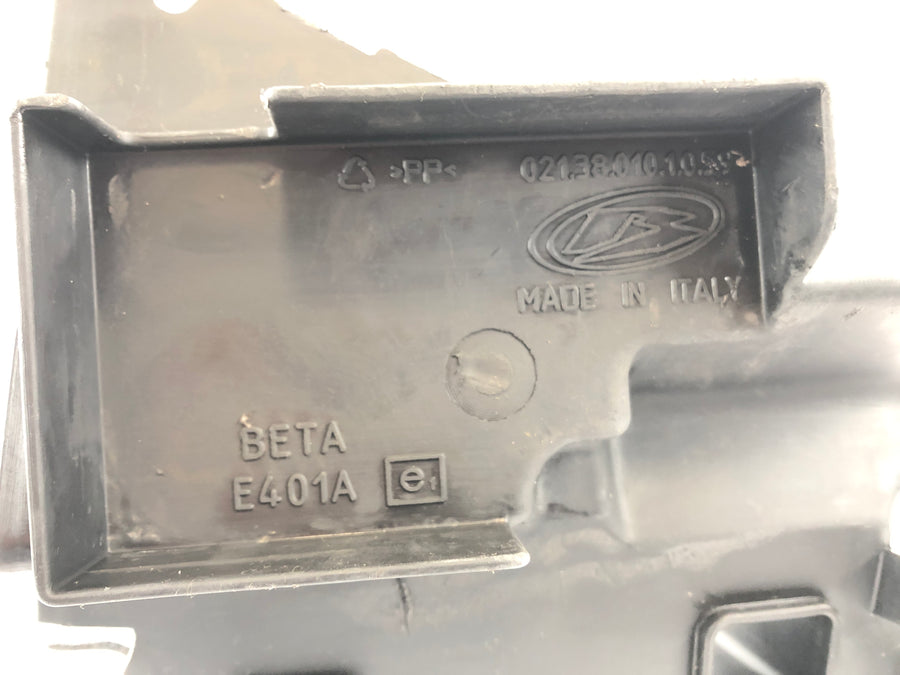 Beta RR 125 [2018] - Luftfilterboks øvre del av batterietaket