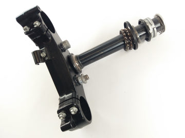 Aprilia RST 1000 Futura [2004] - Fork Bridge nedenfor