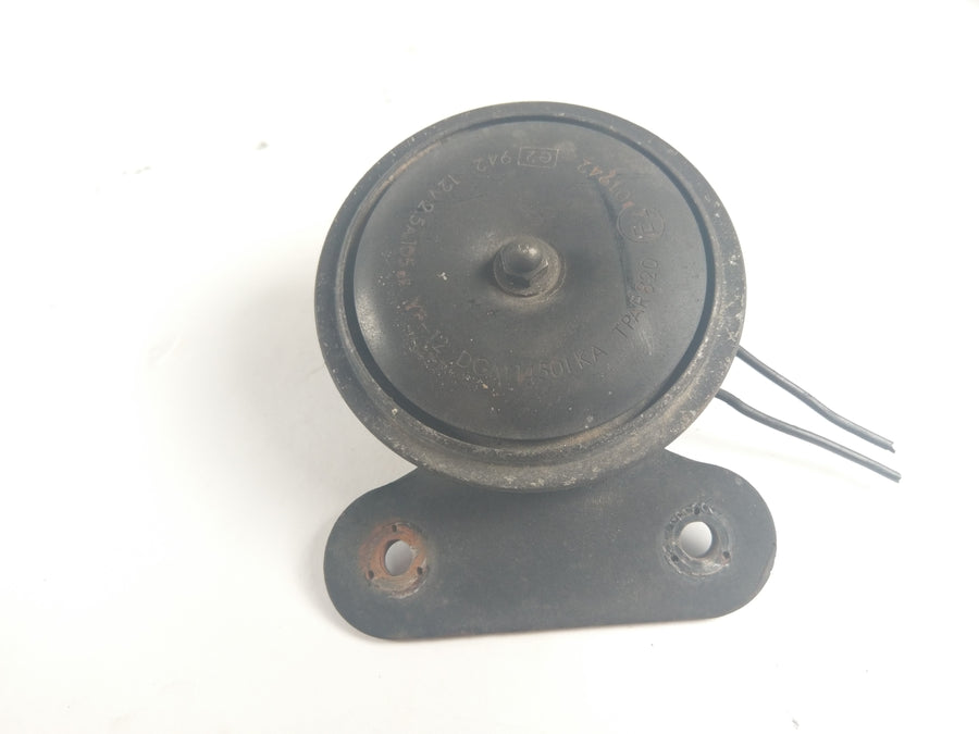Suzuki DR 650 SP42B - Horn med holder