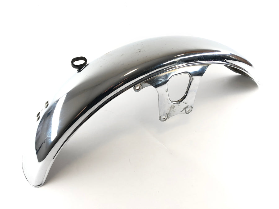 Yamaha XS 650 Type 447 [1975] - Front Fender Foster Sheet foran med Dent and Crack