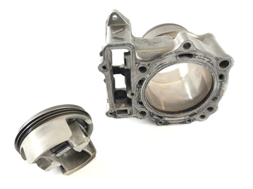 Suzuki DL 1000 V -strom [2006] - Sylinder med stempler foran - 0