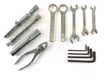 Suzuki DL 1000 V -strom [2006] - Bord Tool Tool - 0