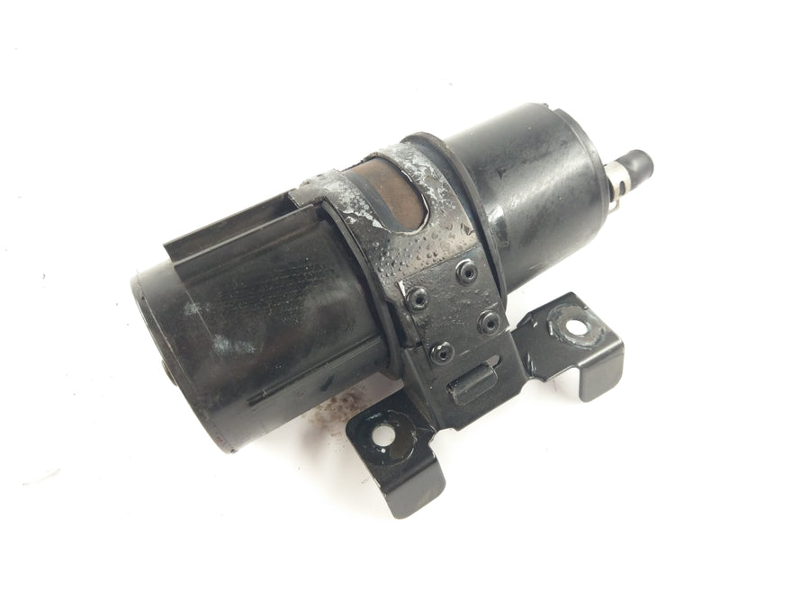 Suzuki inntrenger 1500 VL [2000] - Motorhus ventilasjonsmotorventilasjon