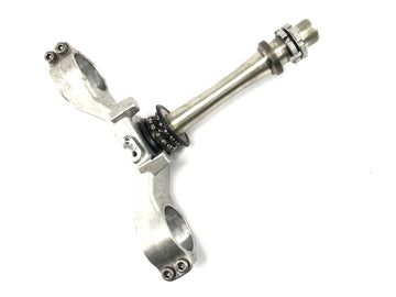 Yamaha YZF R1 RN09 [2002] - Nedre hoderør for gaffelbro